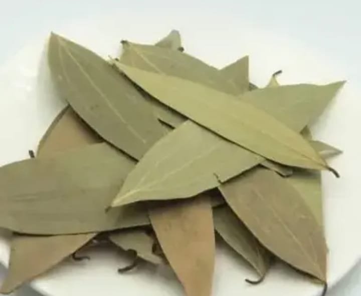 Tej patta (50g)10pc ka bandal 500g